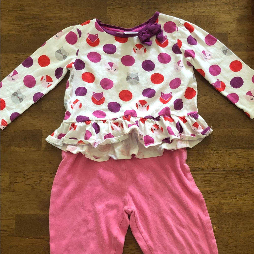 Girl's Pajama Set with Pink and Purple Dots Fox, Cat…